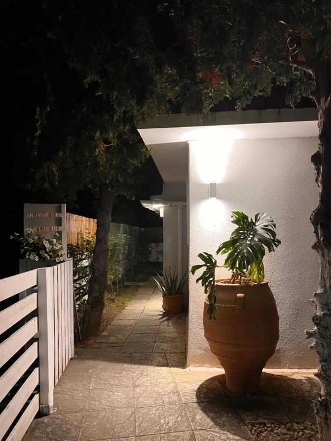 PlatánionUnder The Vine Garden Houseアパートメント エクステリア 写真